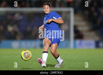 Jess Carter di Chelsea Women. - Chelsea Women contro Manchester City Women, Womens Super League, Kingsmeadow Stadium, Londra, Regno Unito - 16 febbraio 2024. Solo per uso editoriale - si applicano restrizioni DataCo. Foto Stock