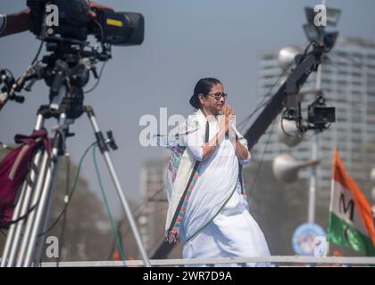 Kolkata, India. 10 marzo 2024. Il Congresso Trinamool lancia la campagna di sondaggi Lok Sabha con un mega raduno nel Brigade Parade Ground di Kolkata, il 10 marzo 2024. Kolkata, India. (Foto di Amlan Biswas/Pacific Press/Sipa USA) credito: SIPA USA/Alamy Live News Foto Stock