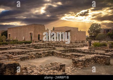 La villa romana ricostruita chiamata Casa d'Africa, o Dar Africa, nei terreni del Museo Archeologico di El Jem, Tunisia Foto Stock