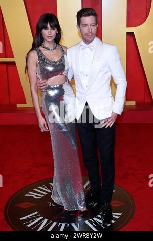 Nina Dobrev mit Freund Shaun White bei der Vanity Fair Oscar Party 2024 anlässlich der 96. Oscar-Verleihung im Wallis Annenberg Center for the Performing Arts Beverly Hills, 10.03.2024 anni Foto Stock