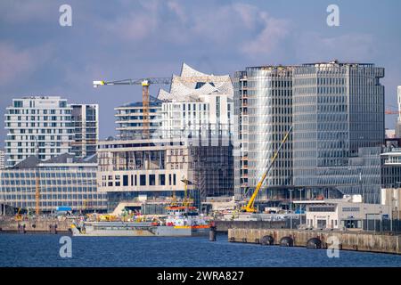 HafenCity Hamburg, neuer Stadtteil an der Elbe, auf dem Gelände des ehemaligen Freihafens, hier entstehen, bis in die 2030er Jahre, Wohneinheiten für 14,000 Menschen, 3000 Hotelbetten, 45,000 Arbeitsplätze, Amburgo, Deutschland Hamburg HafenCity *** HafenCity Hamburg, nuovo distretto sull'Elba, sul sito dell'ex porto franco, unità residenziali per 14.000 persone, 3.000 letti di hotel, 45.000 posti di lavoro, Amburgo, Germania Amburgo HafenCity sarà costruita qui negli anni '2030 Foto Stock