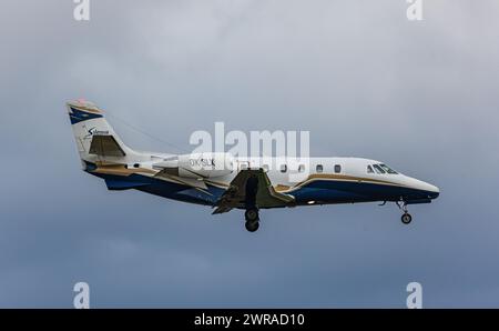 Eine Cessna 560XL Citation XLS von Silesia Air ist im Landeanflug auf den Flughafen Zürich. Registrazione OK-SLX. (Zürich, Svizzera, 29.12.2022) Foto Stock