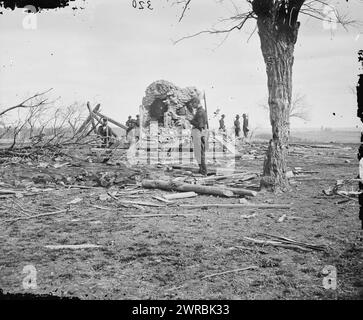 Bull Run, Va.. Rovine della casa della signora Judith Henry, fotografia dal principale teatro di guerra orientale, First Bull Run, luglio 1861., Barnard, George N., 1819-1902, fotografo, 1862 marzo., Stati Uniti, storia, Civil War, 1861-1865, Stereographs, 1860-1870., Stereographs, 1860-1870, negativi del collodion bagnato, 1 negativo (2 piastre): vetro, stereografo, collodion bagnato Foto Stock