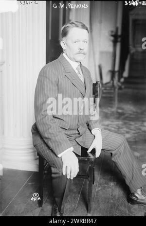 G.W. Perkins, la fotografia mostra George Walbridge Perkins, Sr. (1862-1920), vicepresidente della New York Life Insurance Company e socio di J.P. Morgan & Co., tra CA. 1910 e ca. 1915, Glass negative, 1 negativo: Glass Foto Stock