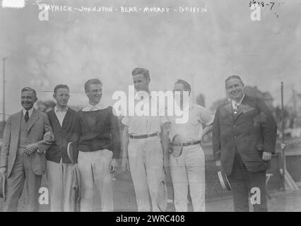 Myrick, Johnston, Behr, Murray e Griffin tennis, la fotografia mostra i tennisti tra cui il banchiere Karl Howell Behr (1885-1949), sopravvissuto al Titanic. 1915 e ca. 1920, Glass negative, 1 negativo: Glass Foto Stock