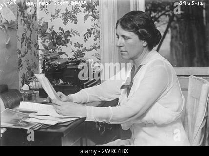 Mrs. Abby Scott Baker, la fotografia mostra Abby Scott Baker (1871-1944), suffragista e sostenitrice dei diritti delle donne., 1916, Glass negatives, 1 negative: Glass Foto Stock