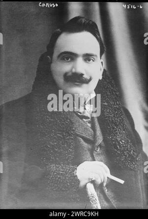 Caruso, la fotografia mostra Enrico Caruso (1873-1921), tenore italiano, tra ca. 1915 e ca. 1920, Glass negative, 1 negativo: Glass Foto Stock