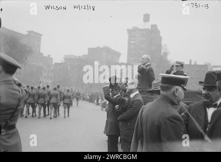 Wilson, la fotografia mostra il presidente Wilson in una parata Liberty Loan, 12 ottobre 1918., 1918 ottobre 12, Glass negative, 1 negativo: vetro Foto Stock