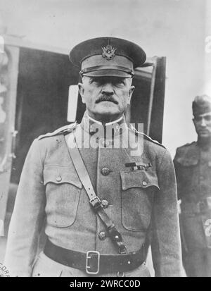 Gen. Pershing, la fotografia mostra il generale John J. "Black Jack" Pershing (1860-1948), che servì come capo delle American Expeditionary Forces in World War i, 1918 7 settembre, World War, 1914-1918, Glass negatives, 1 negativo: vetro Foto Stock