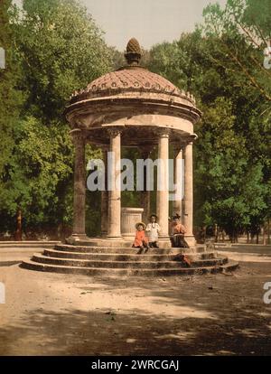 Tempio del Bosco, Roma, Italia, immagine mostra il Tempio di Diana nel Parco di Villa Borghese, Roma, Italia., tra ca. 1890 e ca. 1900., Italia, Roma, colore, 1890-1900 Foto Stock