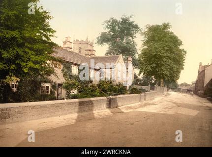 Eyam Plague Cottages, Derbyshire, Inghilterra, tra ca. 1890 e ca. 1900., Inghilterra, Derbyshire, Color, 1890-1900 Foto Stock