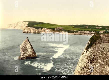Baia di acqua dolce e Stag Rock, Isola di Wight, Inghilterra, tra ca. 1890 e ca. 1900., Inghilterra, Isola di Wight, Color, 1890-1900 Foto Stock