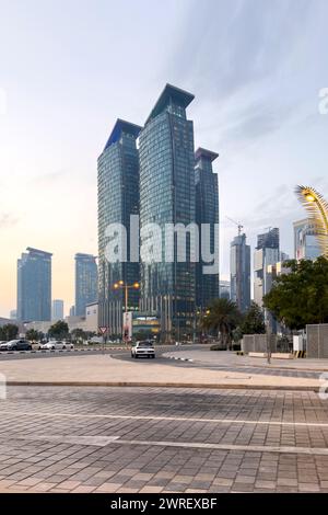 Bellissimo paesaggio urbano di West Bay aera. Marriott Marques Hotel Doha City Center Foto Stock