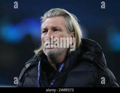 Presentatore televisivo ed ex giocatore di Leicester City, Derby County, Blackburn Rovers e Galles Robbie Savage. - Manchester City contro F.C. Copenhagen, UEFA Champions League, turno 16, 2a tappa, Etihad Stadium, Manchester, Regno Unito. - 6 marzo 2024. Solo per uso editoriale - si applicano restrizioni DataCo. Foto Stock