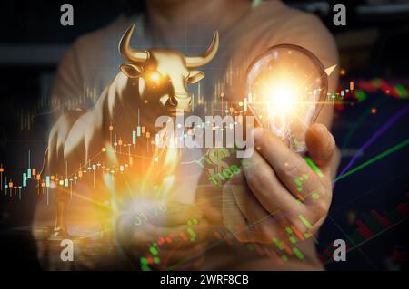 Idee di investimento a lungo termine, profitti da azioni e trading di criptovalute. Foto Stock