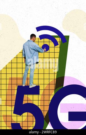 Collage fotografico verticale di un giovane americano, emblema di punta del dito, connessione wi-fi a 5g isolata su sfondo dipinto Foto Stock