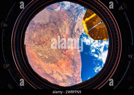 Costa desertica, Sudafrica. Miglioramento digitale di un'immagine da parte della NASA Foto Stock