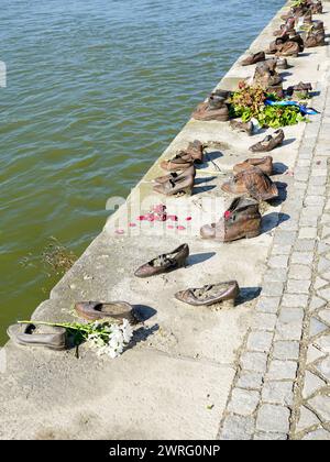 Iron Shoes, memoriale delle vittime dell'Olocausto ebreo 2WW, simboleggiante il massacro di persone uccise Foto Stock