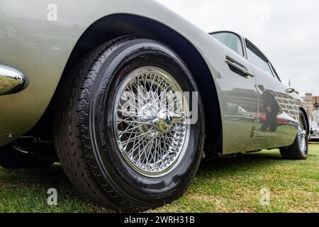 Classic Aston Martin DB5 al London Concours Classic Car Show Foto Stock