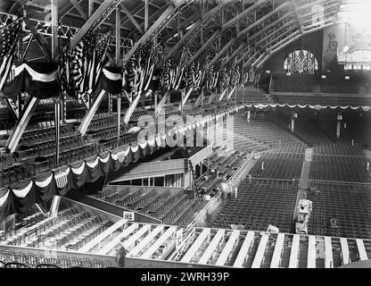 Chicago - Coliseum (interno), 1912. Foto scattata alla Convention Nazionale Repubblicana del 1912 tenutasi al Chicago Coliseum, Chicago, Illinois, dal 18 al 22 giugno. Foto Stock