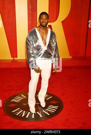 BEVERLY HILLS, CALIFORNIA - 10 MARZO: Usher partecipa al Vanity Fair Oscar Party del 2024 condotto da Radhika Jones al Wallis Annenberg Center per il perfor Foto Stock