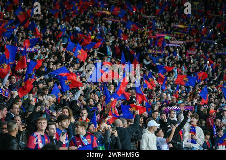 Barcellona, ESP. 12 marzo 2024. FC BARCELONA vs SSC NAPOLI 12 marzo 2024 Vista generale dei tifosi durante la partita di calcio corrispondente al 16 round della Champions League tra FC Barcelona e SSC Napoli allo Stadio Olimpico Lluis Companys di Montjuic a Barcellona, Spagna. Crediti: Rosdemora/Alamy Live News Foto Stock