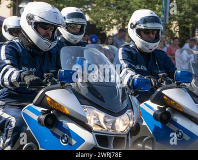 Agenti di polizia di Berlino dello squadrone motociclistico durante un giro in colonna al giorno di apertura della polizia di Berlino, 11/09/2016 Foto Stock