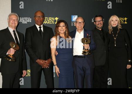 4 febbraio 2024, Burbank, CA, Stati Uniti: LOS ANGELES - 4 febbraio: Brent Spiner, Michael Dorn, Marina Sirtis, Patrick Stewart, Wil Wheaton, Gates McFadden ai Saturn Awards 2024 al Burbank Convention Center il 4 febbraio 2024 a Burbank, CALIFORNIA. (Credit Image: © Kay Blake/ZUMA Press Wire) SOLO PER USO EDITORIALE! Non per USO commerciale! Foto Stock