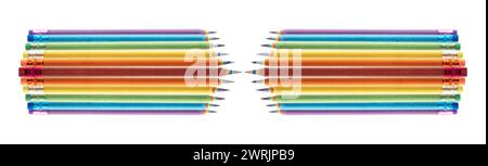 Set di matite colorate realizzate con carta riciclata con gomme colorate, disposte su sfondo bianco Foto Stock