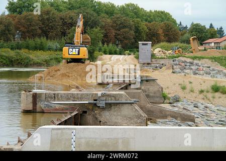 ★ Auvergne Rhône Alpes (42) ★ Les travaux de rénovation du Barrage de Feurs, sur la Loire ★ Foto Stock