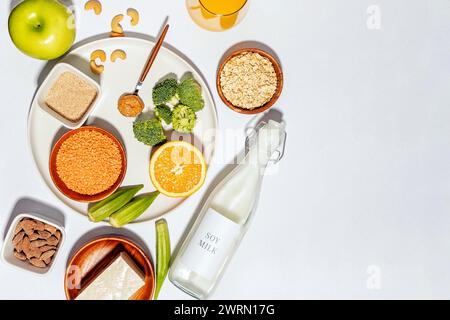 Gamma di prodotti dietetici, vista dall'alto. Alimenti per abbassare il colesterolo. Foto Stock