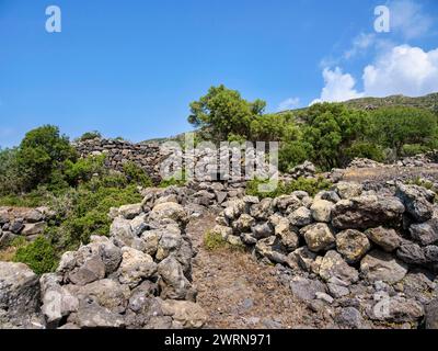 Rovine di antichi insediamenti, isola di Nisiros, Dodecaneso, isole greche, Grecia, Europa Copyright: KarolxKozlowski 1245-2917 Foto Stock