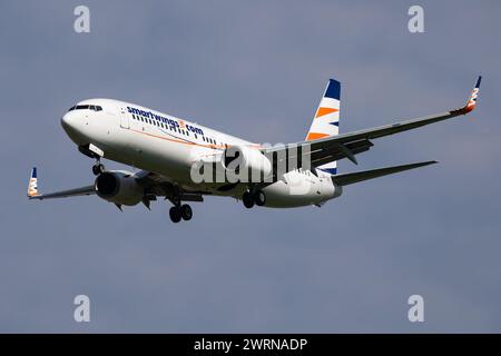 Ostrava, Repubblica Ceca - 13 settembre 2018: Aereo passeggeri Smartwings in aeroporto. Pianificare i viaggi di volo. Aviazione e aerei. Trasporto aereo. Glo Foto Stock