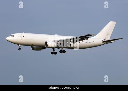 Budapest, Ungheria - 31 maggio 2023: Aereo cargo Solinair Airbus A300 all'aeroporto. Trasporto aereo e spedizione. Aviazione e aerei. Industria dei trasporti. GL Foto Stock