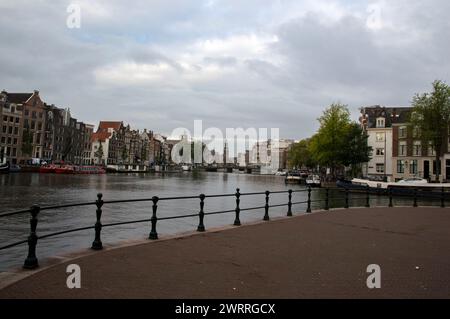 Vista sull'Amstel vista dall'edificio Stopera di Amsterdam, Paesi Bassi 4-9-2019 Foto Stock