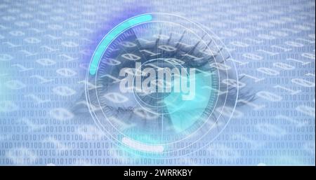 Scanner rotondo ed elaborazione dei dati di codifica binaria contro il primo piano dell'occhio femminile Foto Stock