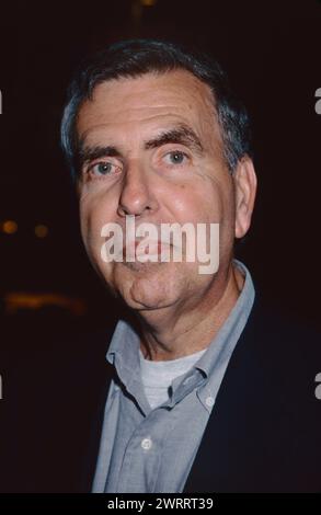 **FOTO FILE** Gerald Levin è morto. Gerald M. Levin partecipa alla prima di "Swordfish" al Ziegfeld Theatre di New York l'11 maggio 2001. Foto di Henry McGee/MediaPunch Foto Stock