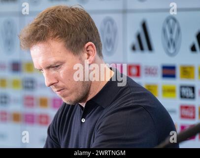 14 marzo 2024, Assia, Francoforte sul meno: L'allenatore tedesco Julian Nagelsmann presenta la squadra per le amichevoli internazionali a fine marzo in una conferenza stampa. La squadra della DFB giocherà contro la Francia a Lione il 23 marzo e contro i Paesi Bassi a Francoforte il 26 marzo. Foto: Boris Roessler/dpa Foto Stock