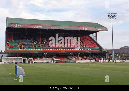 BetMcLean Oval, Belfast, Irlanda del Nord, Regno Unito. 11 agosto 2023. Sports Direct Premiership – Glentoran vs Larne. The Oval, sede del Glentoran Football Club. Foto Stock