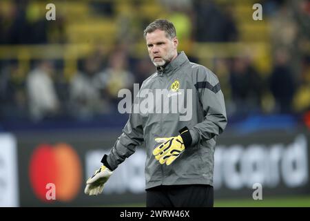 DORTMUND - Borussia Dortmund, portiere allenatore Matthias Kleinstein, durante il turno di UEFA Champions League 16 tra Borussia Dortmund e PSV Eindhoven al Signal Iduna Park il 13 marzo 2024 a Dortmund, Germania. ANP | Hollandse Hoogte | Bart Stoutjesdijk Foto Stock