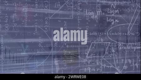 Immagine di equazioni matematiche rispetto all'elaborazione dei dati Foto Stock