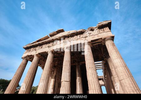 Atene, Grecia - 3 marzo 2024: Tempio di Efesto nell'antica Agorà Foto Stock