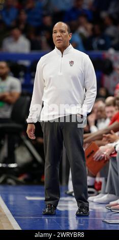 14 marzo 2024: Kevin Keatts, capo allenatore del North Carolina State Wolfpack, durante una partita del torneo di pallacanestro maschile ACC tra i Duke Blue Devils e il North Carolina State Wolfpack alla Capital One Arena di Washington, DC Justin Cooper/CSM Foto Stock