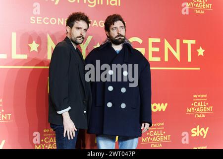 Fabio D'Innocenzo e Damiano D'Innocenzo durante la Photocall della serie tv CALL MY AGENT 2, 14 marzo 2024 al Cinema The Space, Roma, Italia Foto Stock