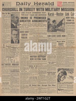 1943 la prima pagina del Daily Herald riporta che Churchill vola in Turchia, la resa dell'esercito tedesco a Stalingrado e l'avanzata dell'Armata Rossa a Rostov Foto Stock