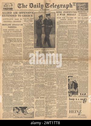 1943 la prima pagina del Daily Telegraph riportava che gli Alleati bombardavano la Grecia, King istituì due nuove medaglie di guerra e lo sciopero del carbone degli Stati Uniti Foto Stock