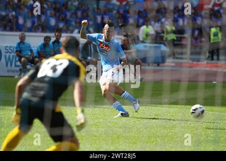 Marek Hamsik durante una partita di calcio tra Napoli e Parma allo stadio San Paolo di Napoli Foto Stock