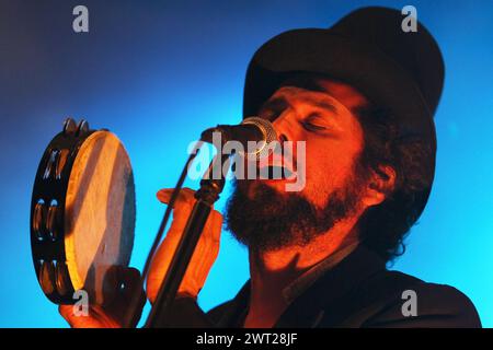 Vinicio Capossela suona dal vivo al Pomigliano Jazz Festival Foto Stock