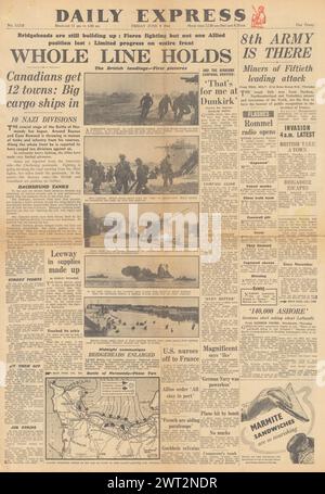 1944 Daily Express front page reporting Battaglia di Normandia Foto Stock