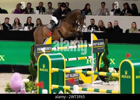 Denbosch, Paesi Bassi - 10 marzo 2024. Tani Joosten dei Paesi Bassi e in sella a Galdal me gareggia nel Rolex Grand Prix di 1,60 m al Rolex 2024 Foto Stock